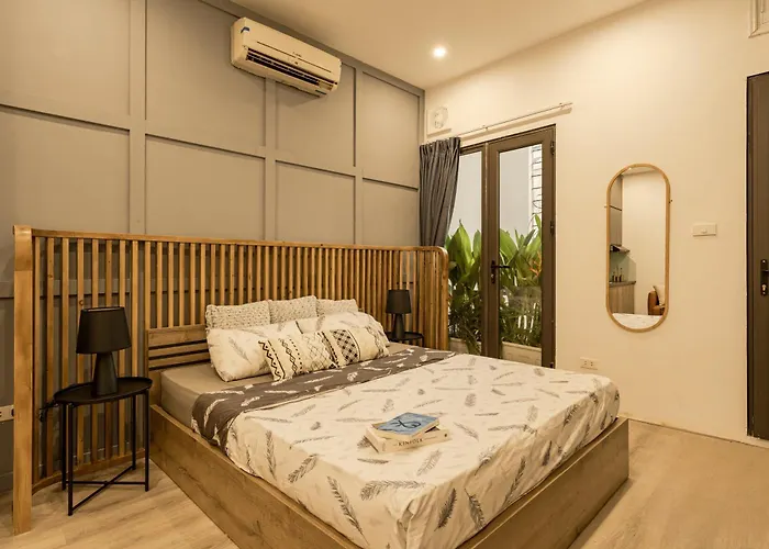 Homestay Chat-Self Check, Kitchen, Free Laundry